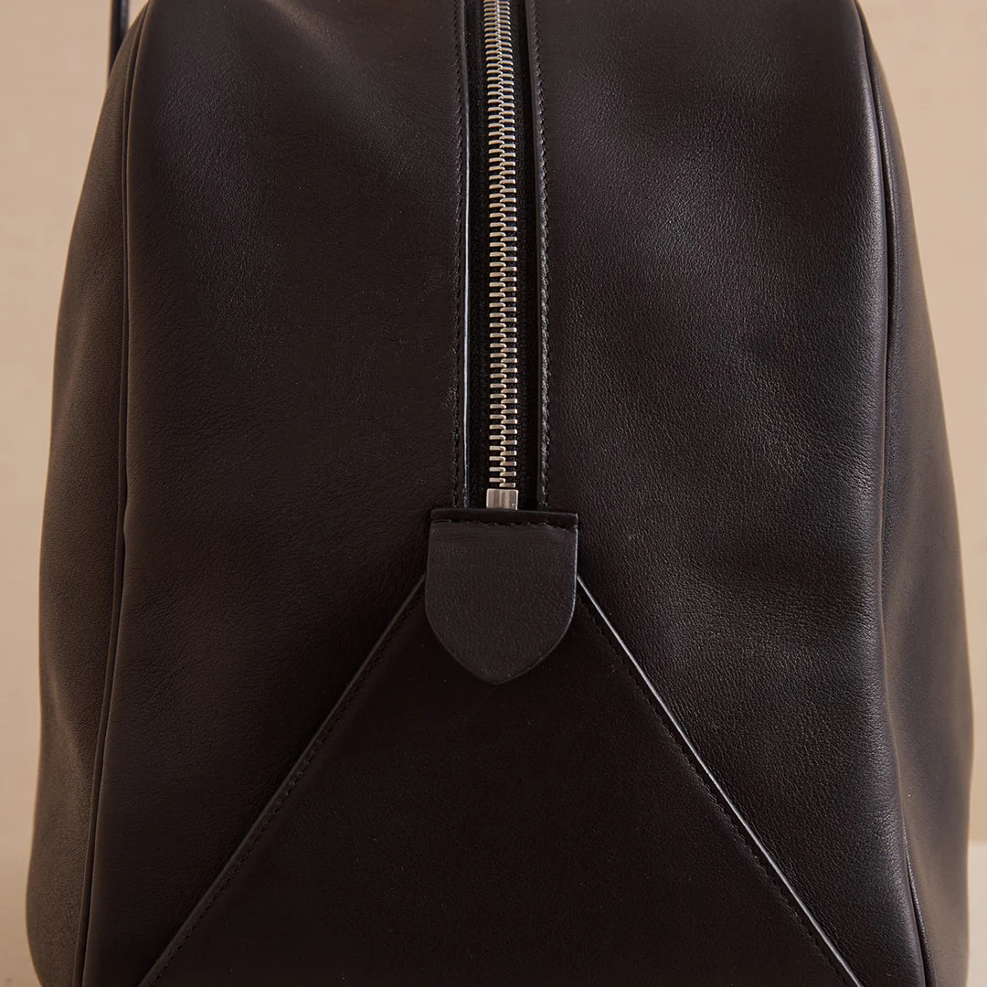 Archer 42 in Supple Soft Black - Image 7