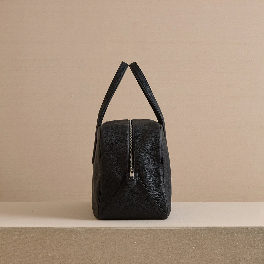 Archer 42 in Tumbled Grain Black - Image 3