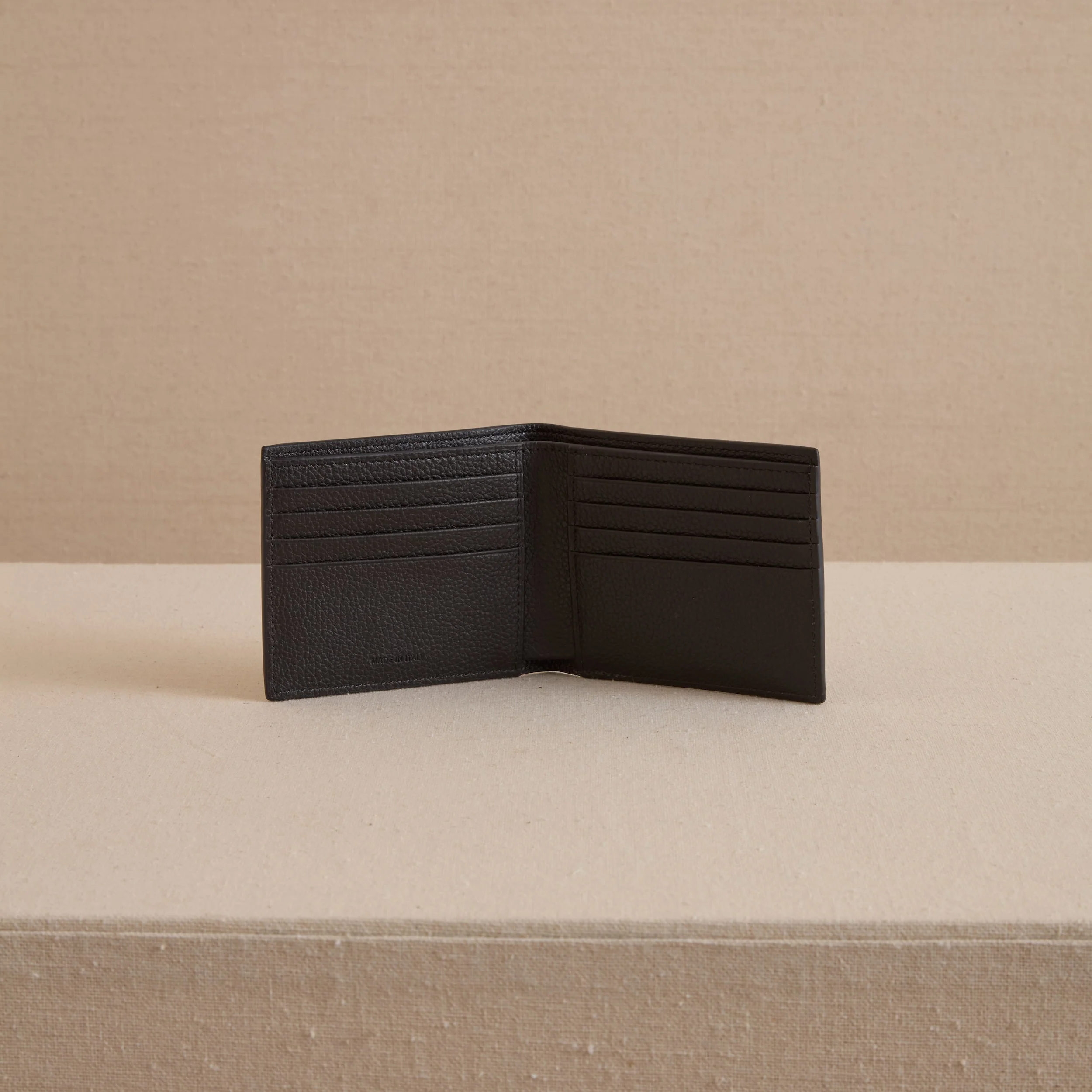 Bi-Fold Wallet in Black - Image 4