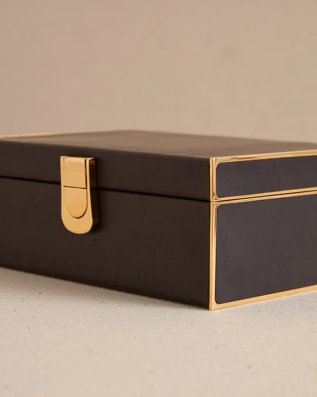 Bridge Box in Black - Image 7