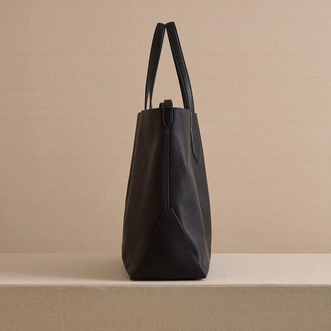 Eleanor 42 in Black - Image 4