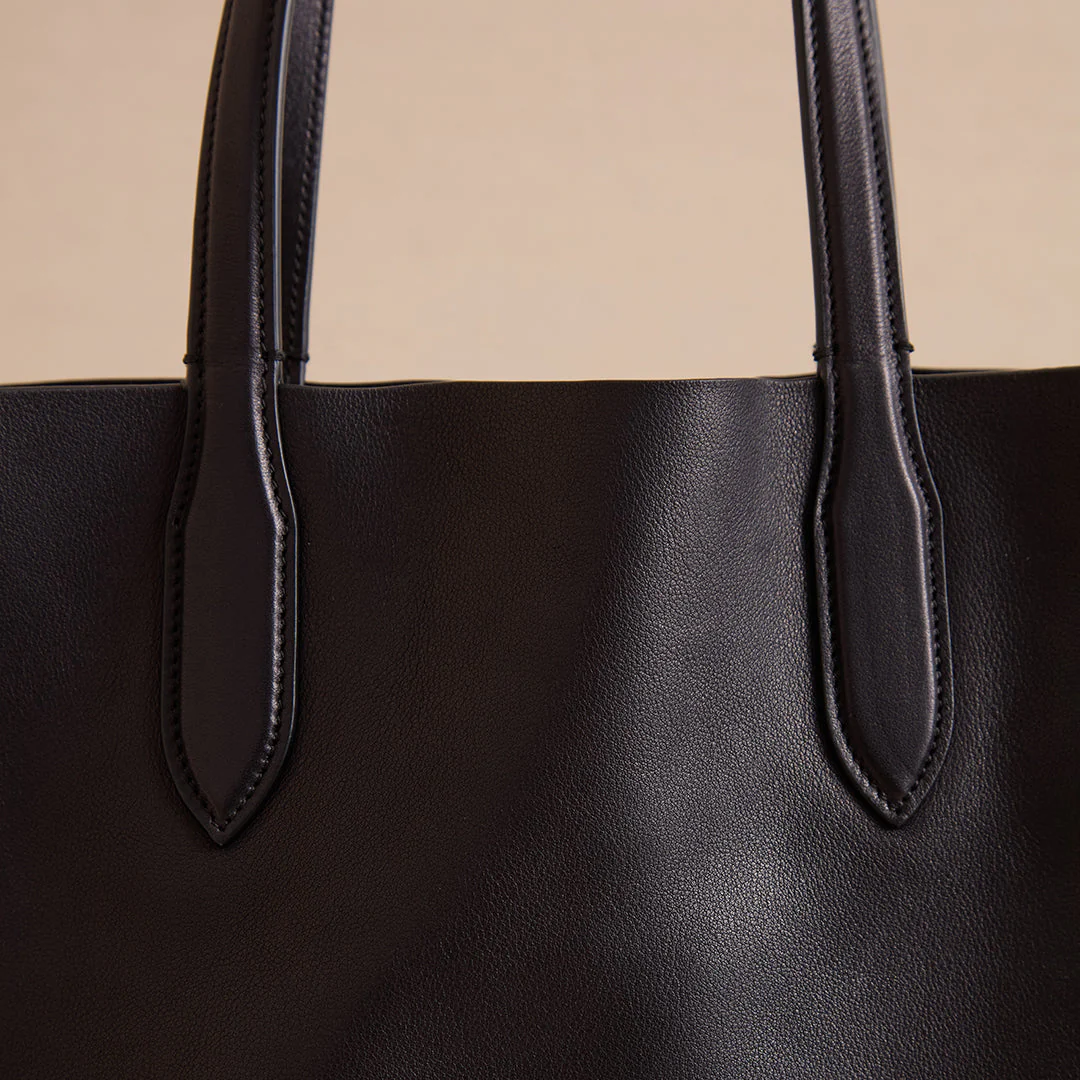 Eleanor 30 in Black - Image 7