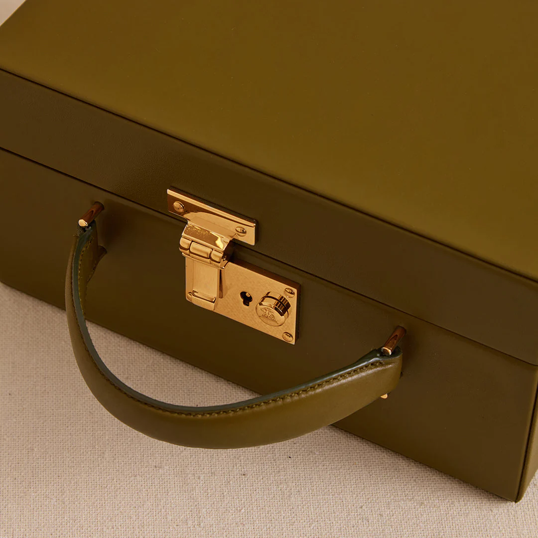 Grace 21 in Army - Image 5
