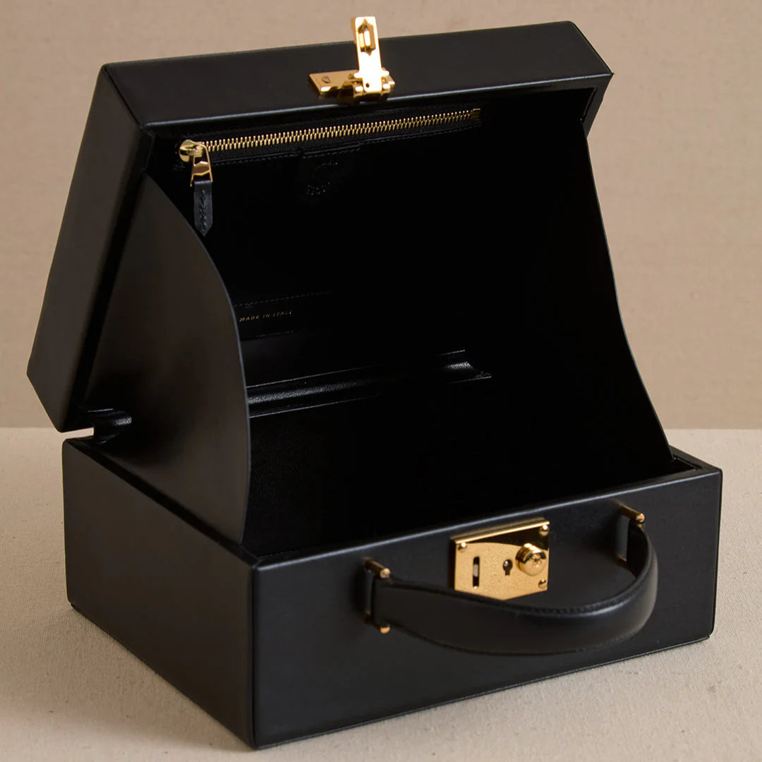 Grace 21 in Black - Image 5