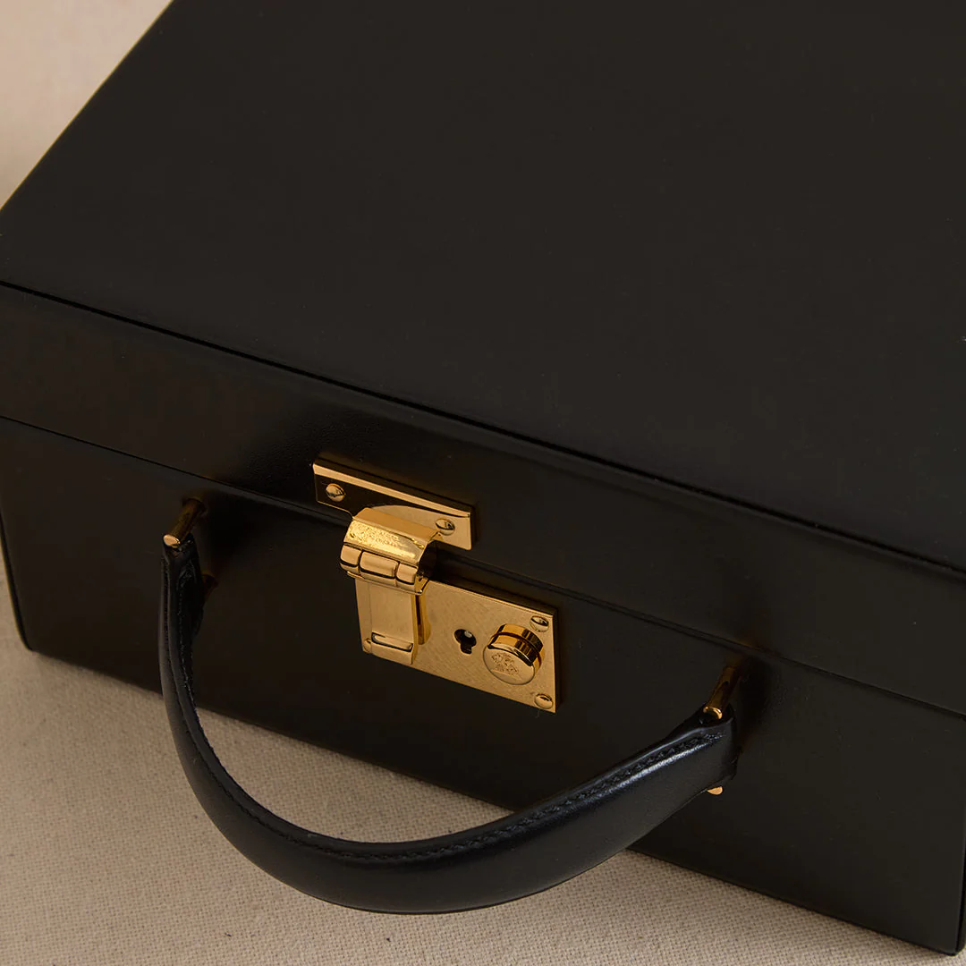 Grace 21 in Black - Image 6