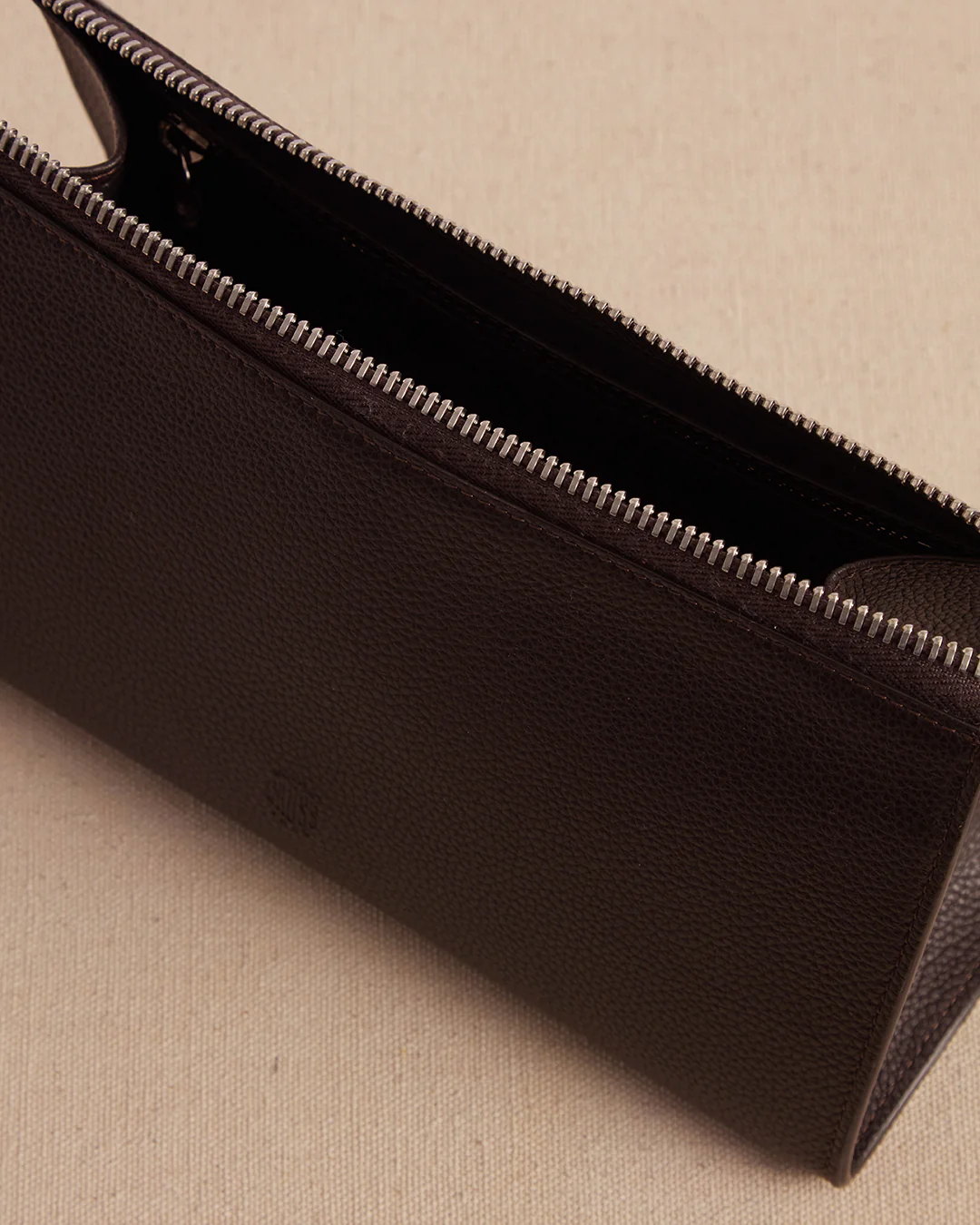 Harry Washbag in Chocolate - Image 5
