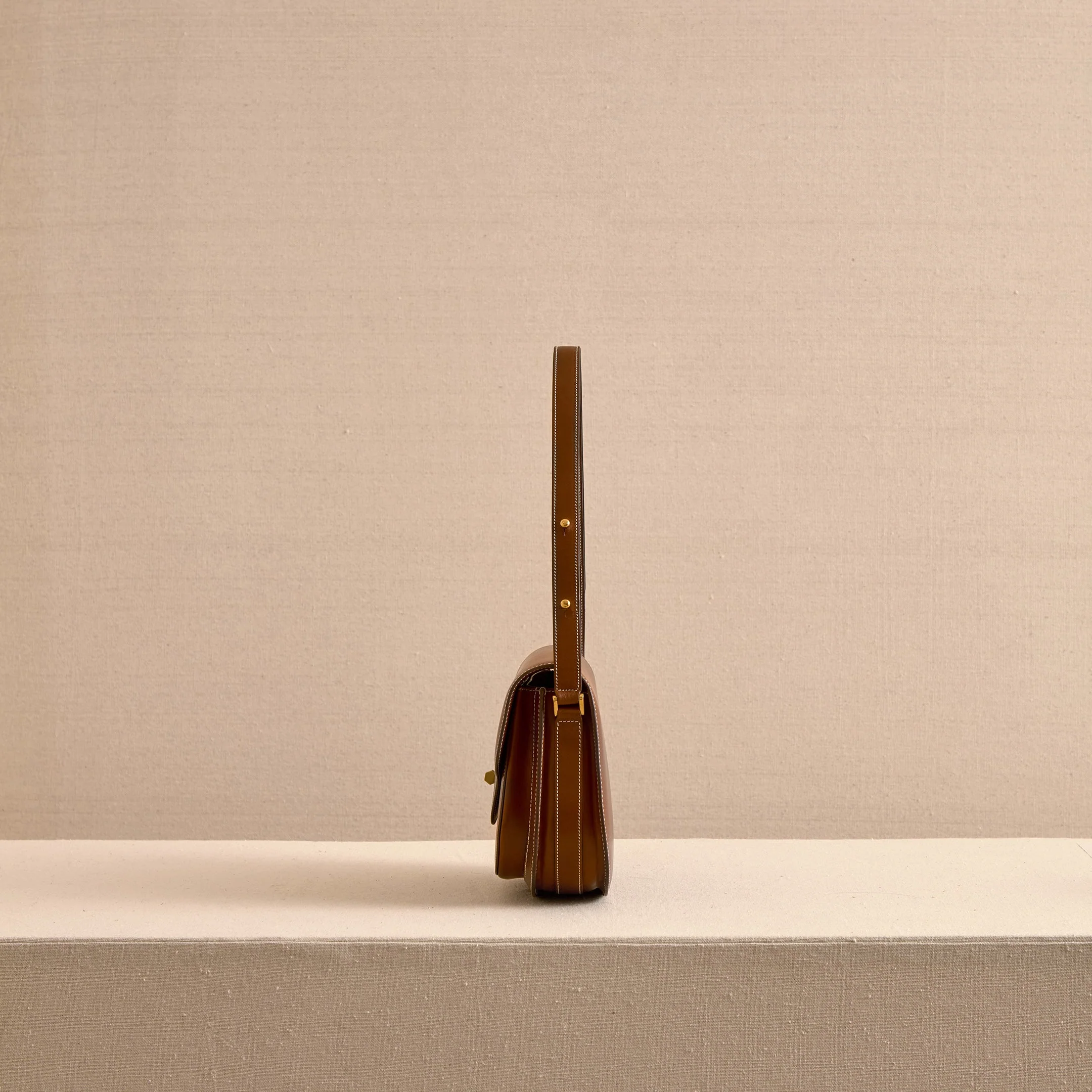 Jane in Acorn - Image 4