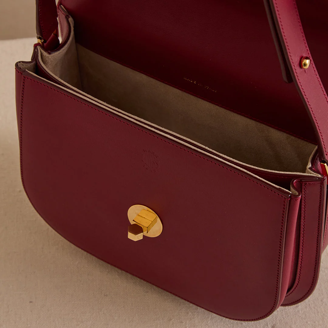 Jane in Oxblood - Image 3