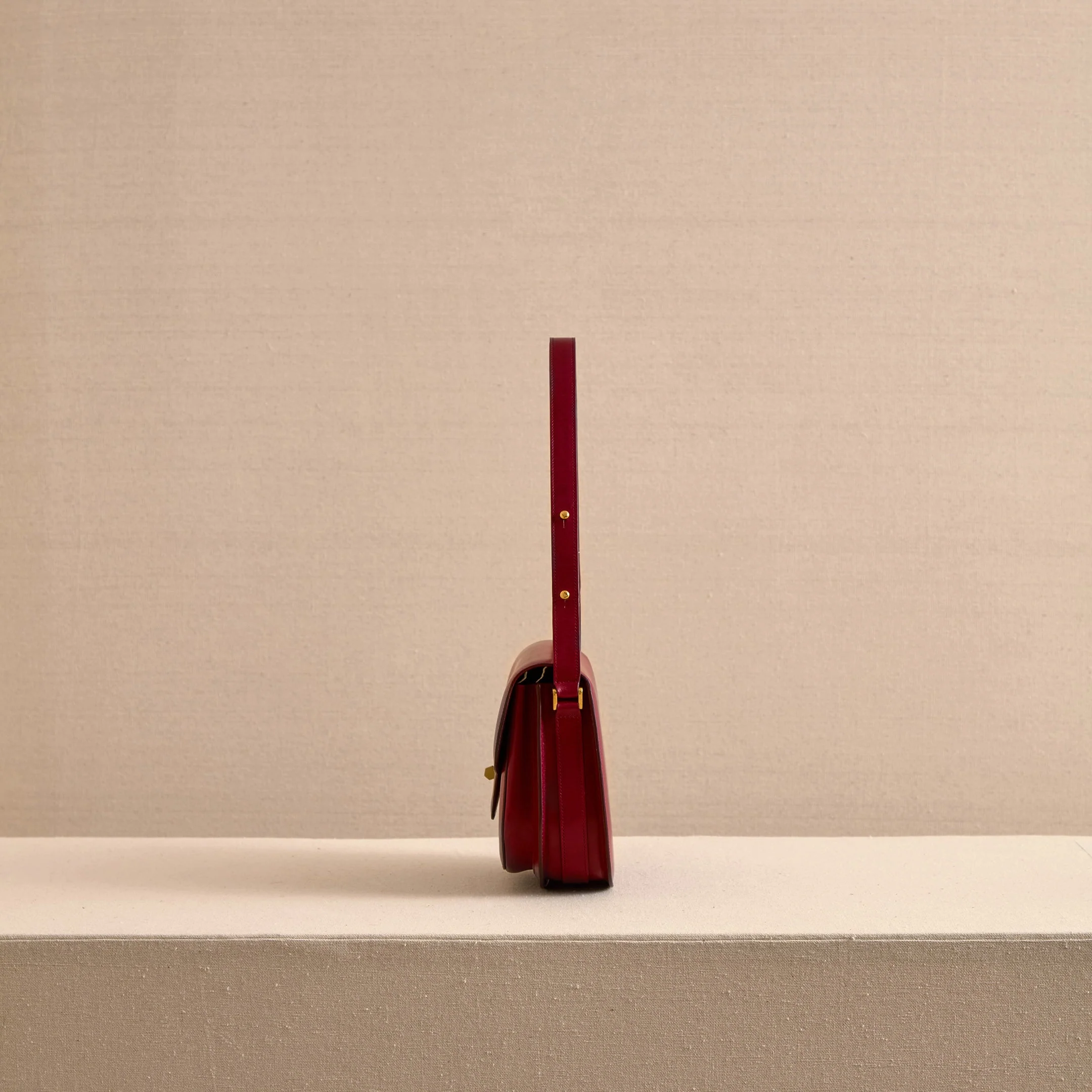 Jane in Oxblood - Image 4