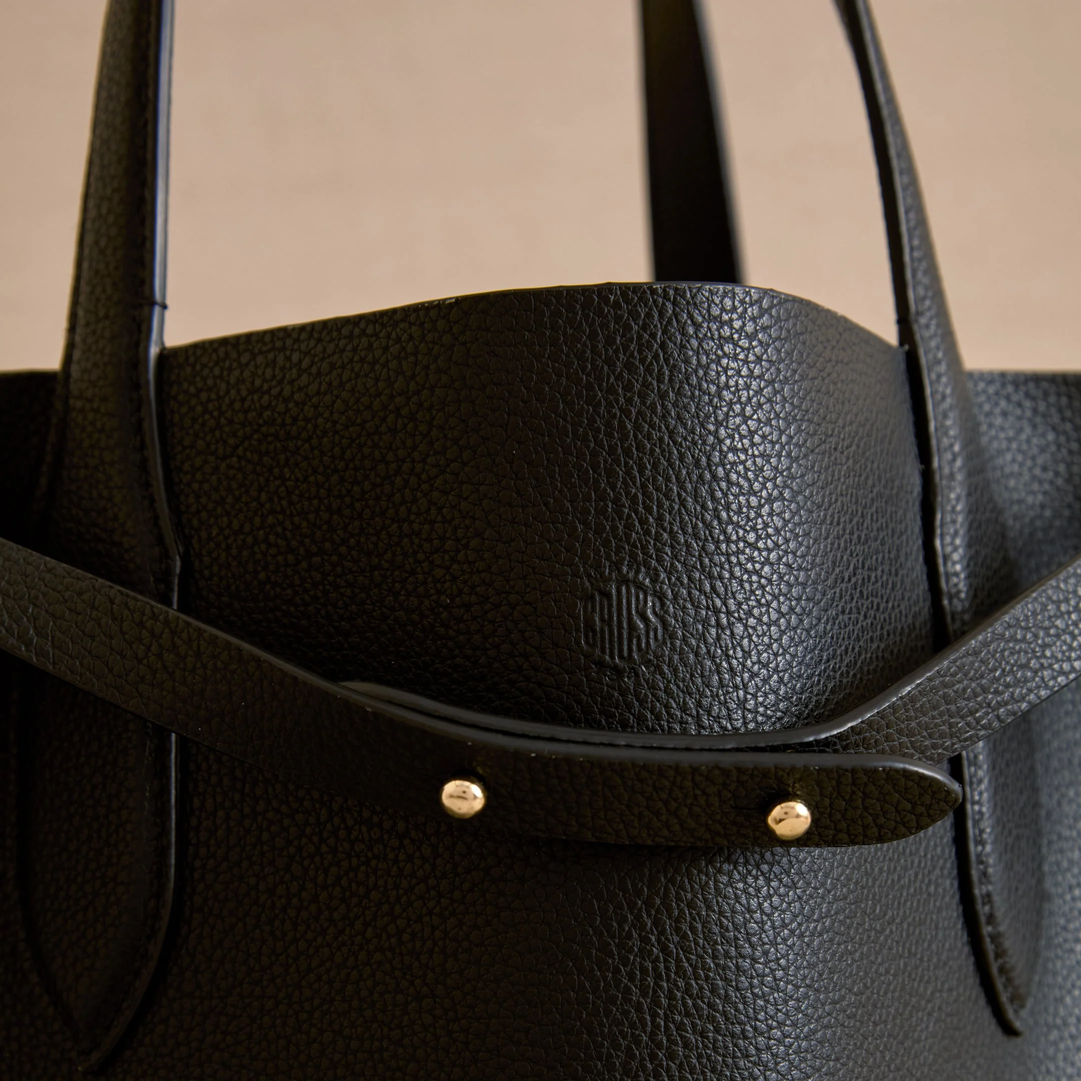 Eleanor 42 in Black - Image 5