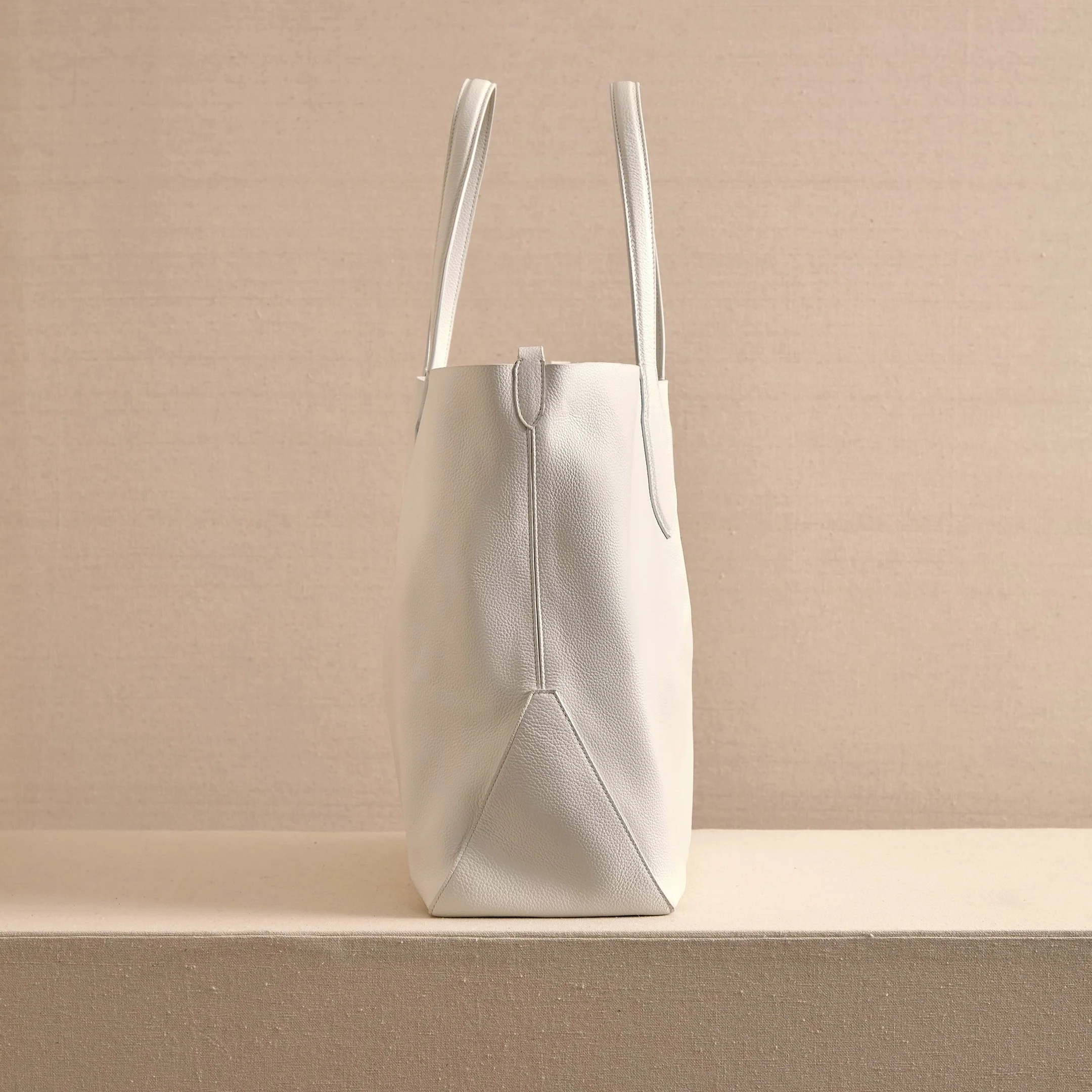 Eleanor 42 in Ivory - Image 4