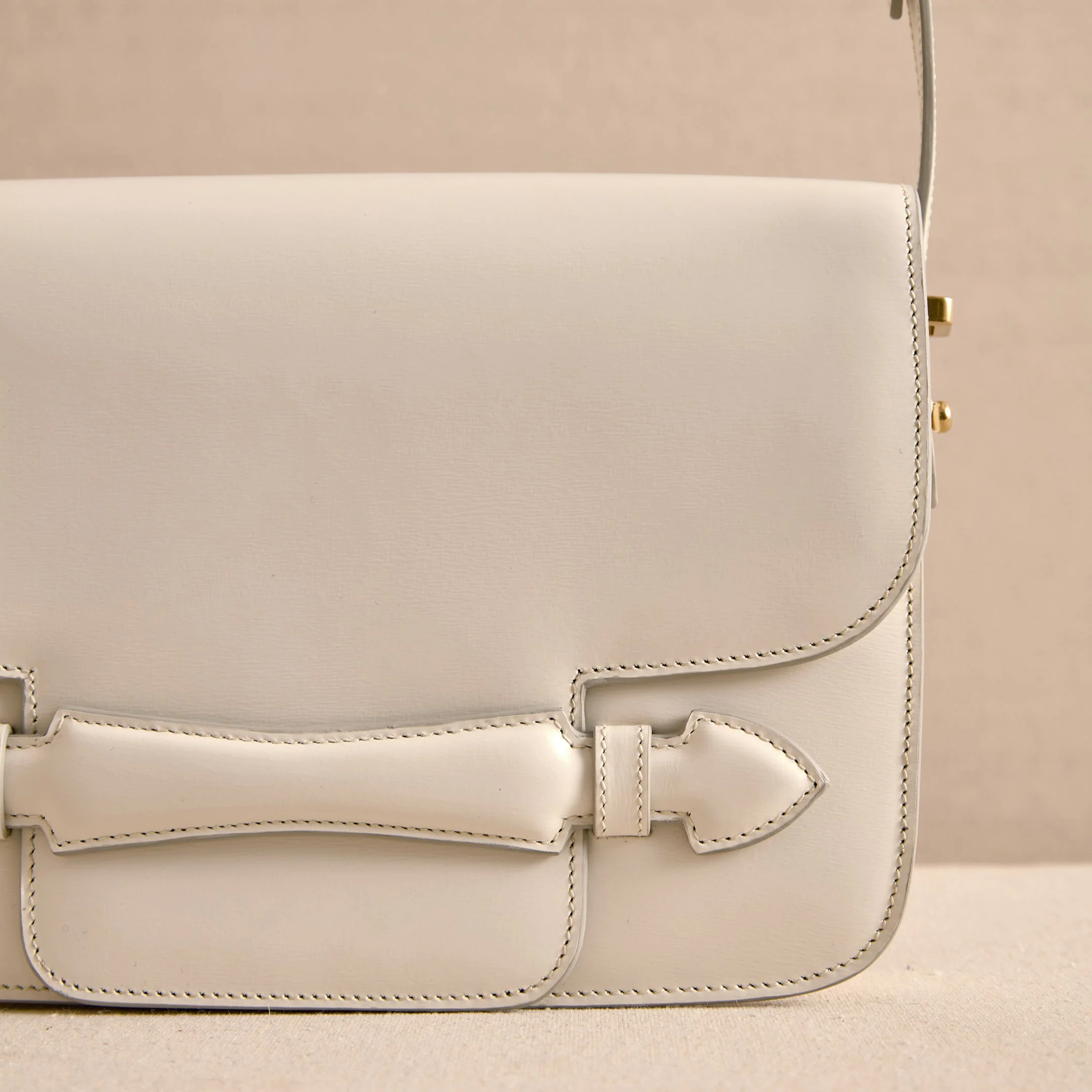 Romy 25 in Ivory - Image 5