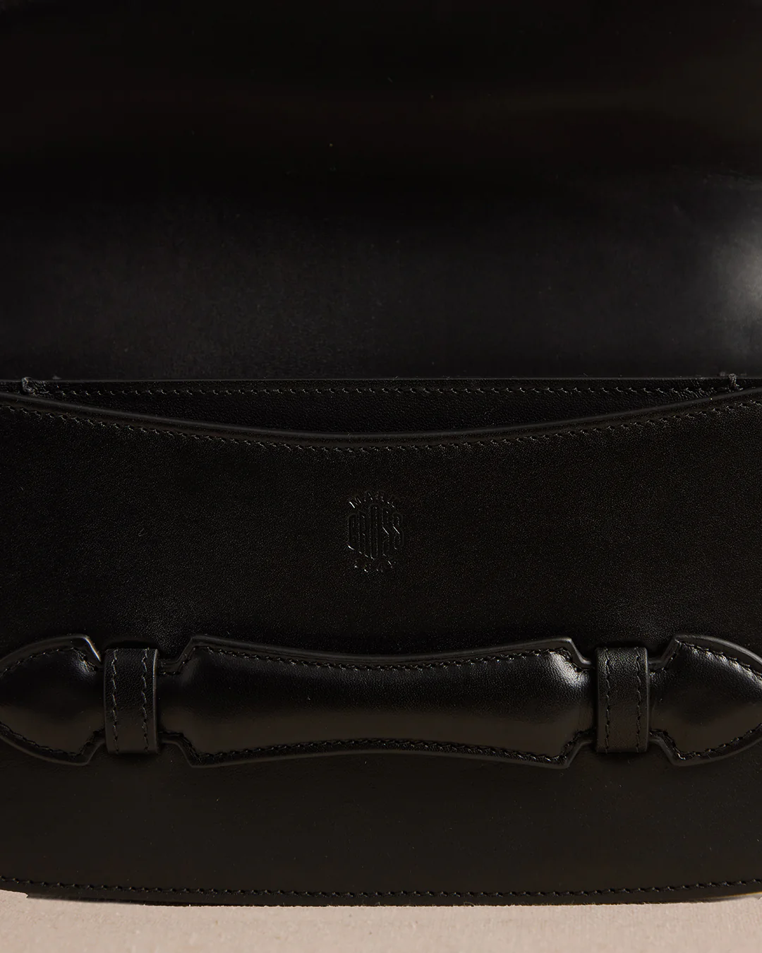 Romy Clutch in Black - Image 5