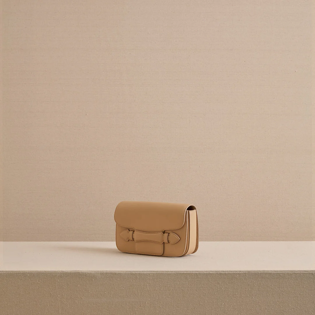 Romy Clutch in Natural - Image 3