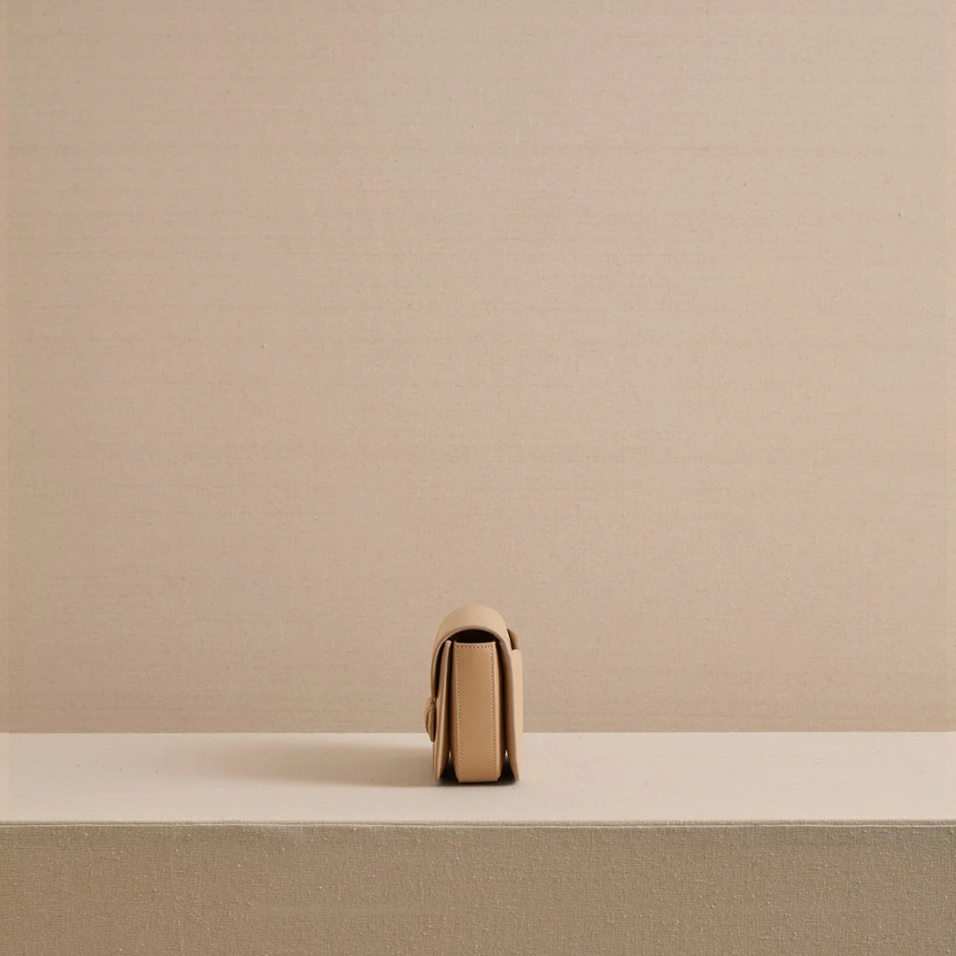 Romy Clutch in Natural - Image 4