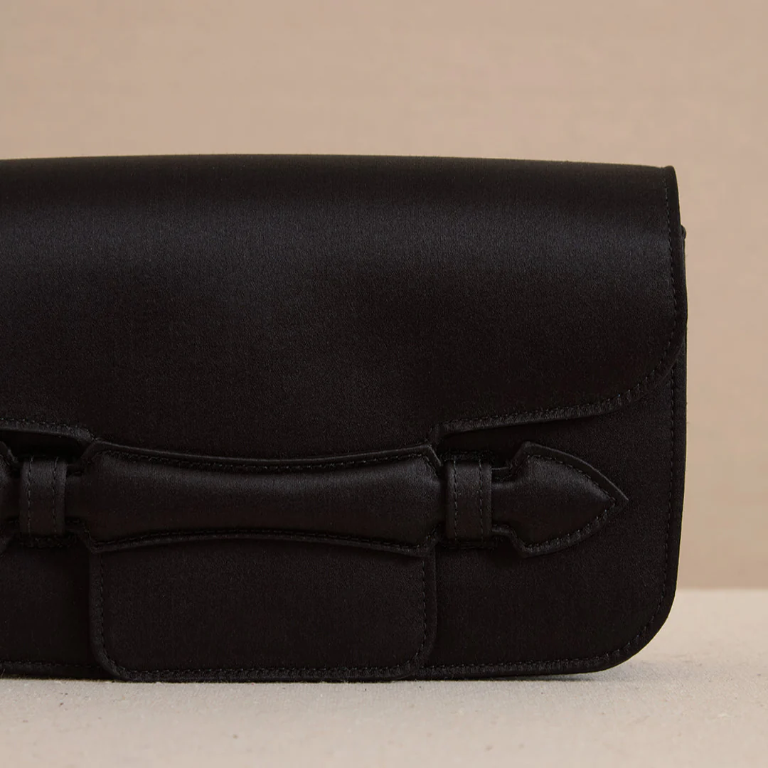 Romy Clutch in Black - Image 6