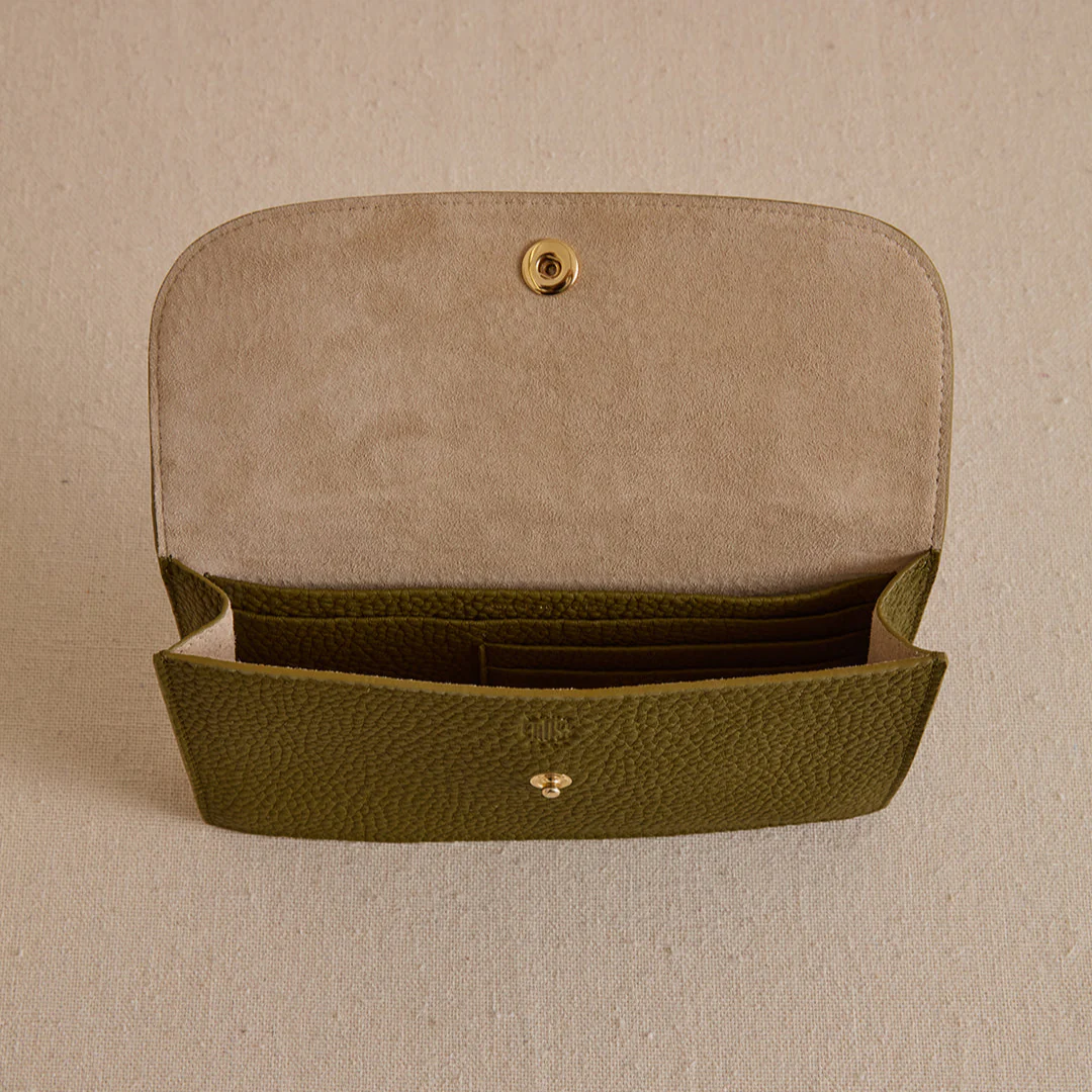 Skip 18 in Army - Image 3