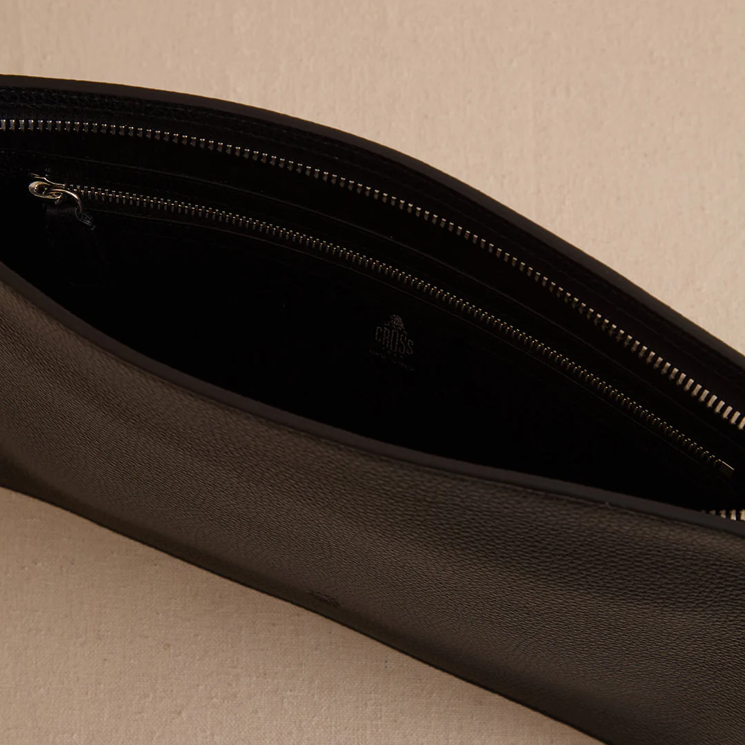 Harry 24 in Black - Image 6